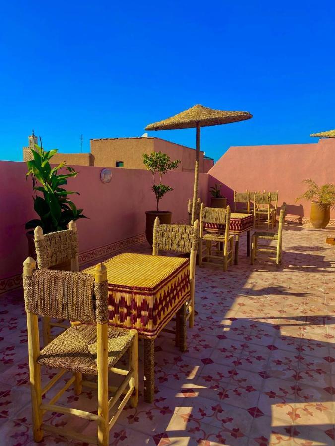 Hostel World Rooftop Marrakech มาร์ราเกช ภายนอก รูปภาพ