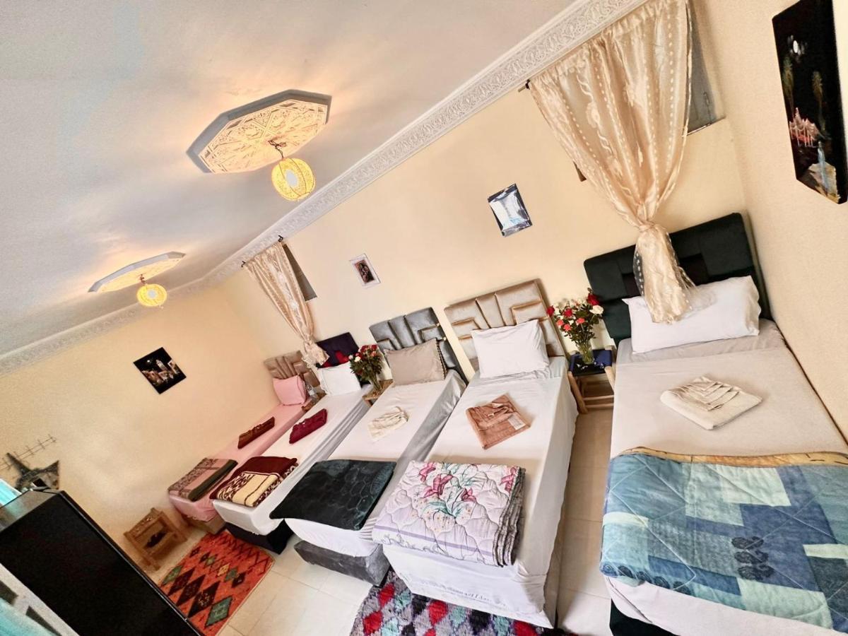 Hostel World Rooftop Marrakech มาร์ราเกช ภายนอก รูปภาพ